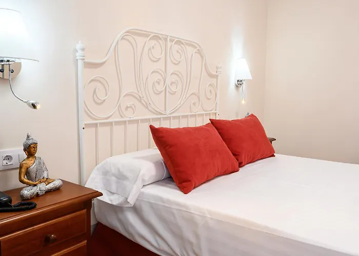 Hotel H28 Camas